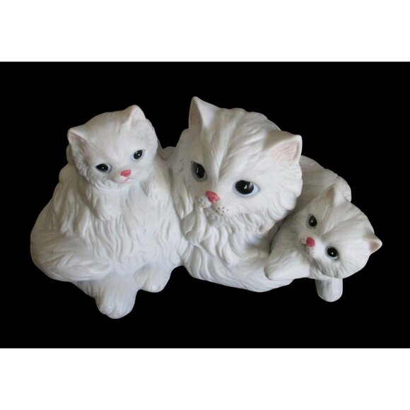 Homco White Ceramic Cat Family Figurine Mother & Kittens Vintage Collectible - Picture 2 of 8